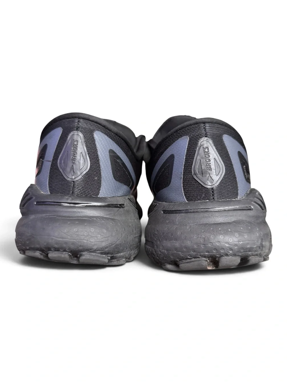 Brooks Adrenaline GTS 23 Men’s 9.5 D Black Running Shoes Sneakers